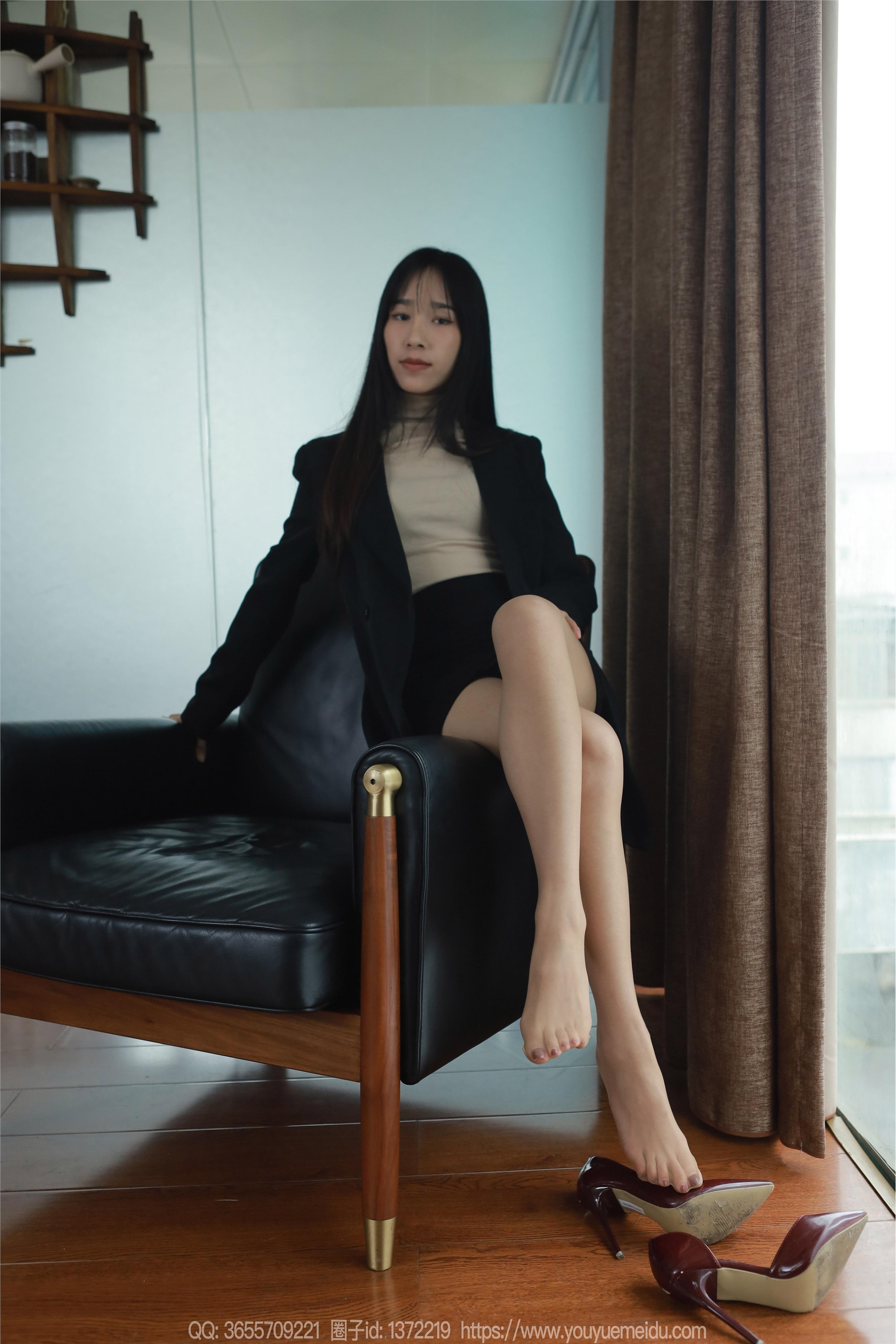 IESS异思趣向  2024.03.20 丝享家 1694 美子《OL小黑裙》